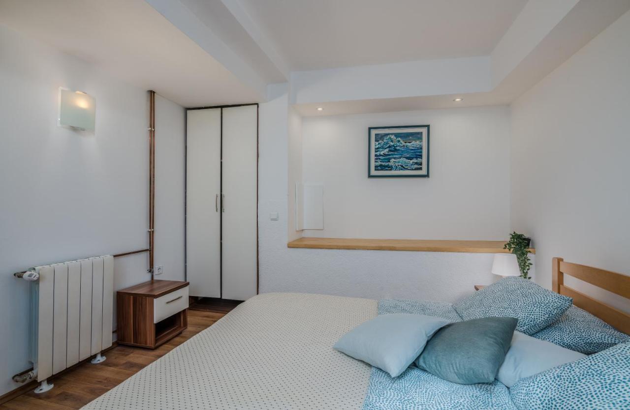 Apartments D Крк Экстерьер фото