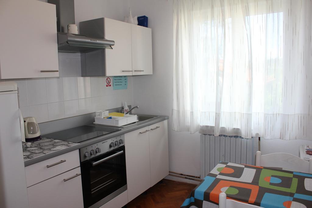 Apartments D Крк Экстерьер фото