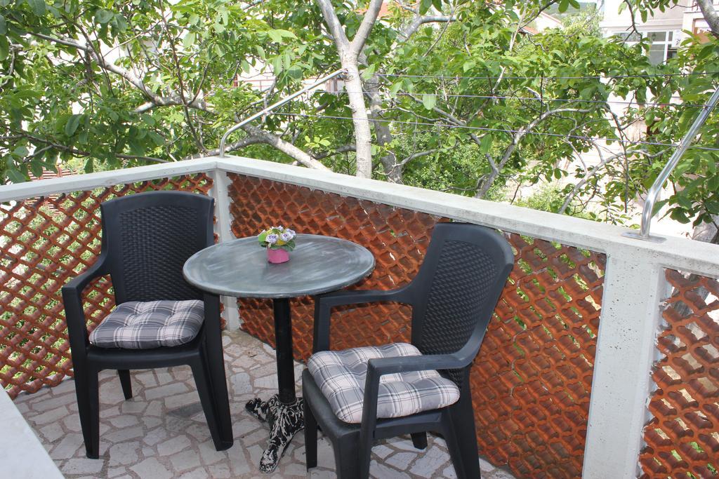 Apartments D Крк Экстерьер фото
